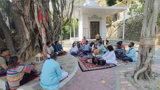 Shri Ram Jai Ram Kirtan at Kakrighat Neem Karoli Baba Ashram