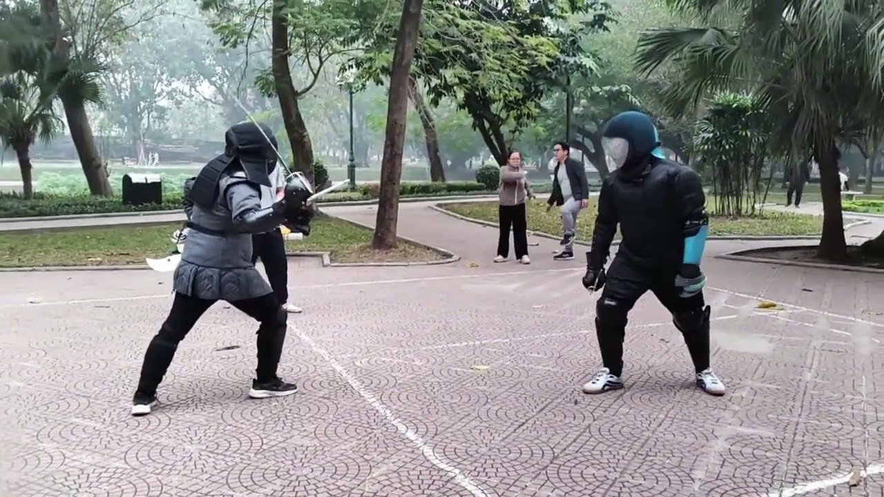 Polish Sabre vs Sidesword