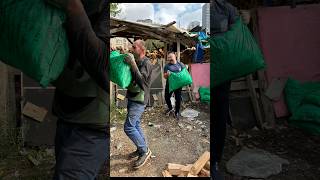 Bugün Ailelere Soba, Kömür, Adak Payı Ve Nakit Destekler Ulaştırdık.