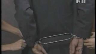 Chain Escape Handcuffs Magic Trick