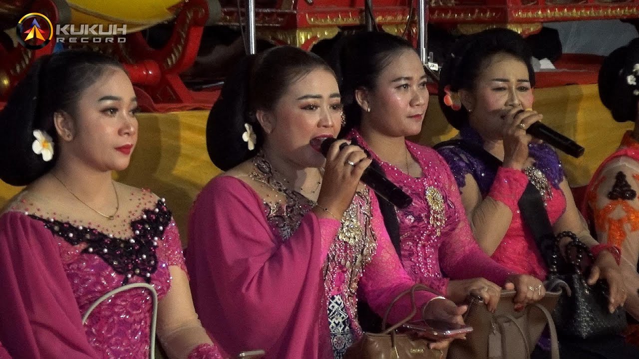 LANGEN TAYUB KUSUMO LARAS DIRUMAH BPK. BOIMAN IBU MUSRI DS. TUMPUK - DMS PRO AUDIO