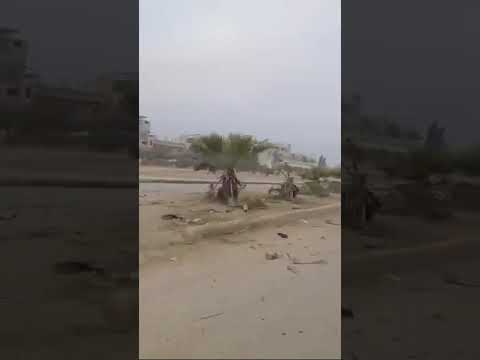 إعلامي من الثوار يدخل إلى عمق مدينة حماة بالخطأ ويتقدم داخل مناطق سيطرة النظام ظنا منه أنها محررة