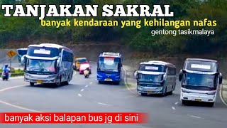 AKSI BALAPAN BUS DI TANJAKAN SAKRAL GENTONG TASIKMALAYA