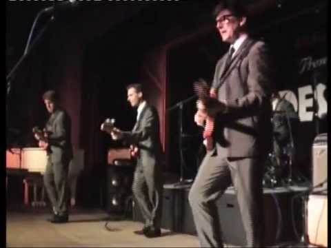 The Rapiers — The Rapiers play "The Savage"