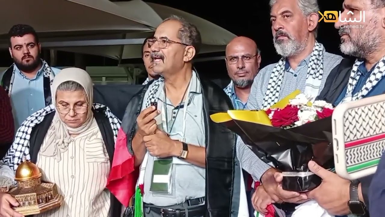 👈🎬 استقبال المناضل الدكتور أحمد ويحمان بمطار محمد الخامس بالدار البيضاء