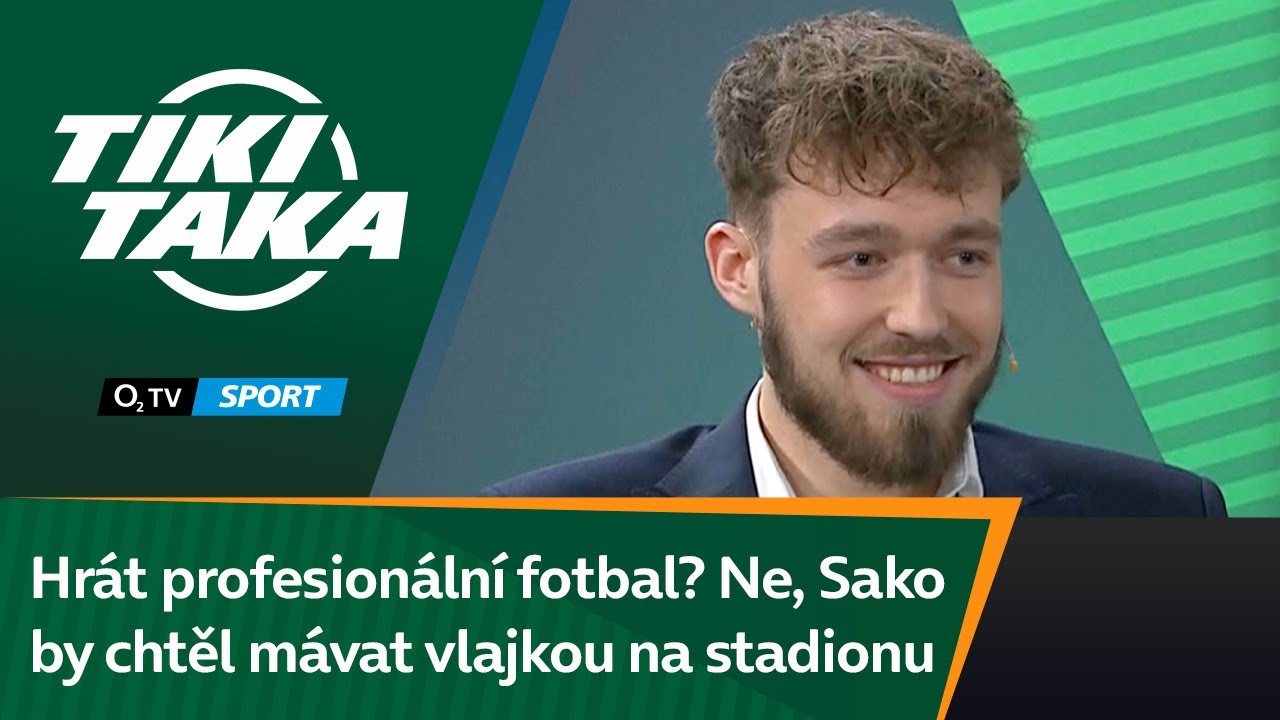 TIKI-TAKA: Hrát profesionální fotbal? Ne, Sako by chtěl mávat vlajkou na velkém stadionu!