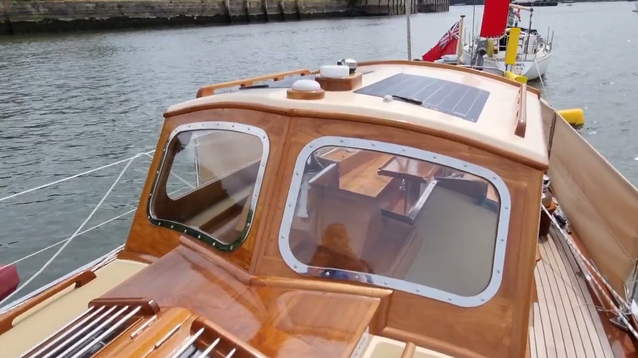 Alan Buchanan Vashti  - Boatshed - Boat Ref