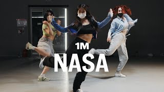 Ariana Grande - NASA / Learner’s Class Resimi