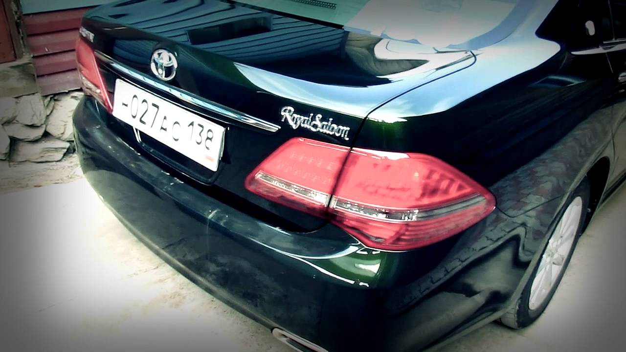 Тойота краун 2004 года