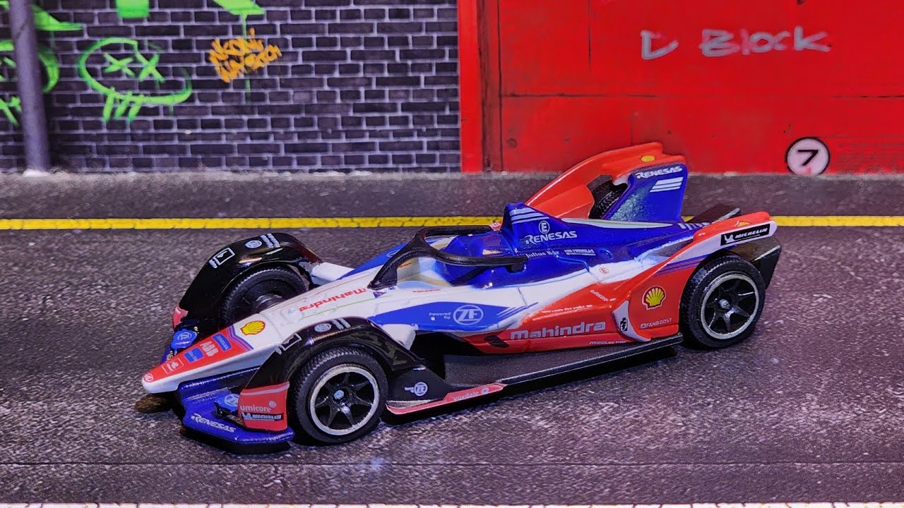 Mahindra Formula E ミニカー S6787 1/18 Scale Mahindra FIA Formula E Electric Race Car Diecast