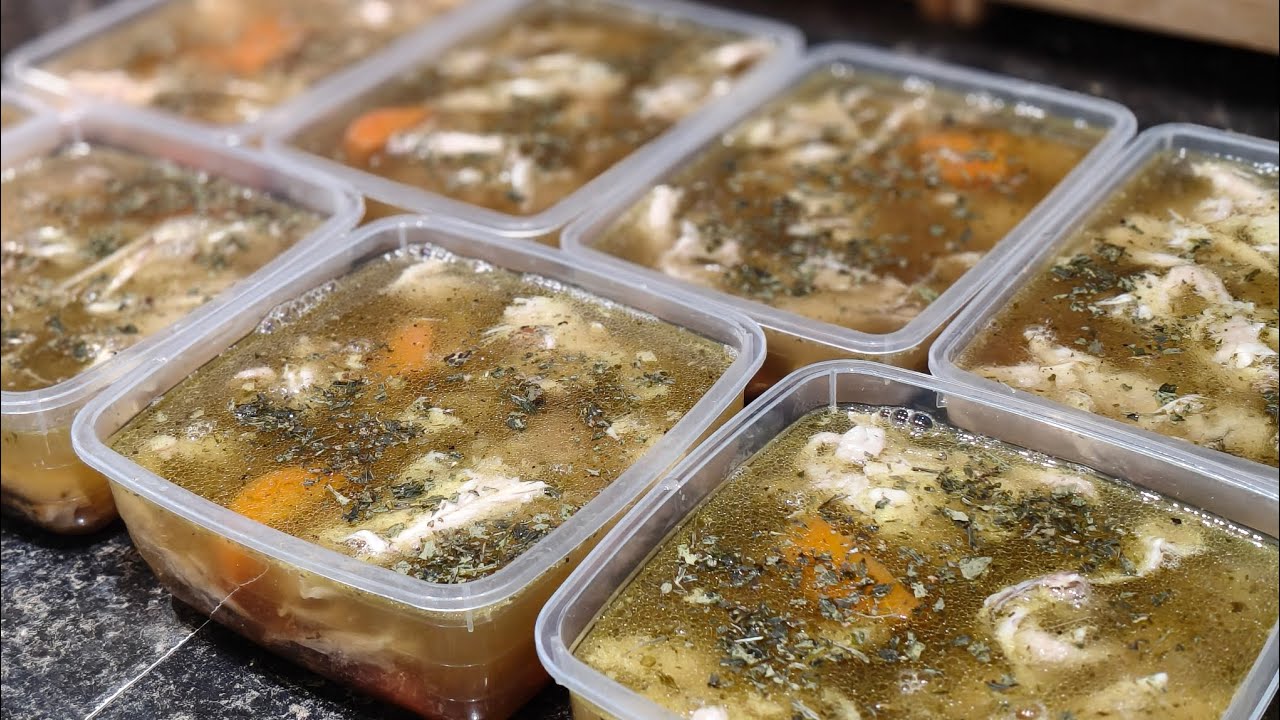 Galert z skrzydełek kurczaka. Najlepszy bo najwięcej kleju w nich. Przepis krok po kroku. 