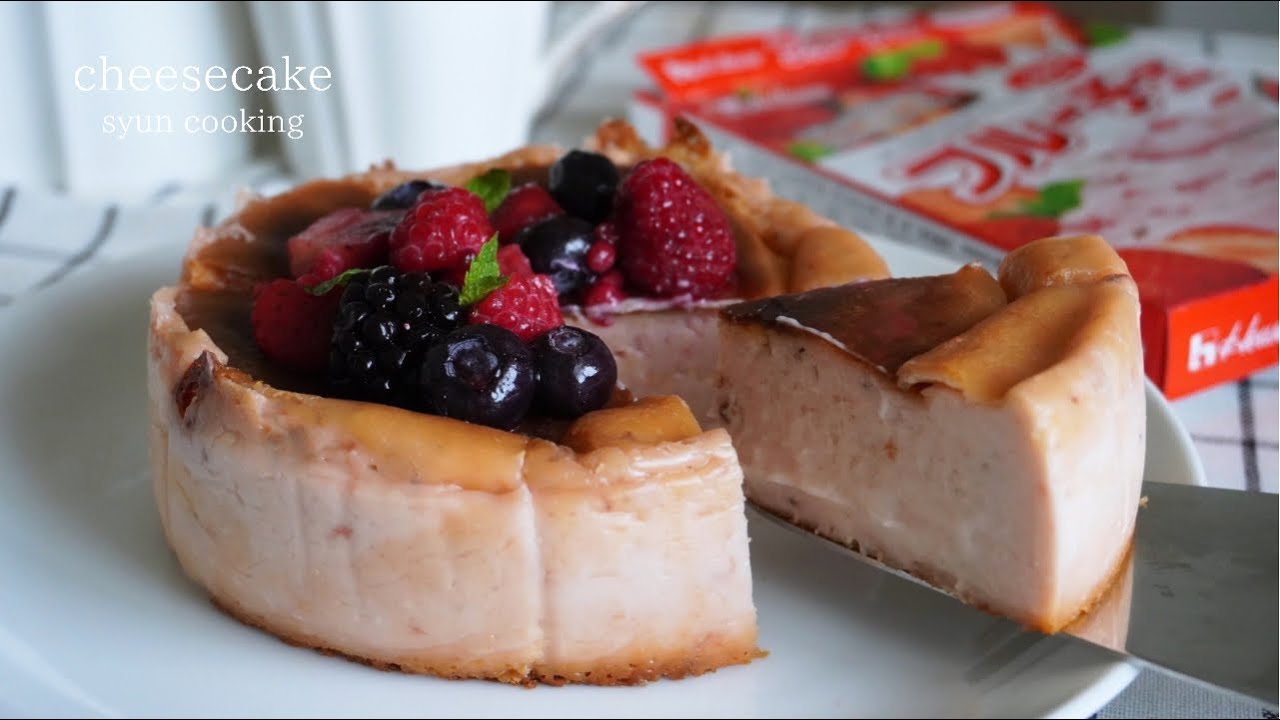 材料3つ フルーチェで作る 濃厚なめらかな 苺のチーズケーキ作り方 Strawberry Cheesecake 딸기 치즈 케이크 Youtube