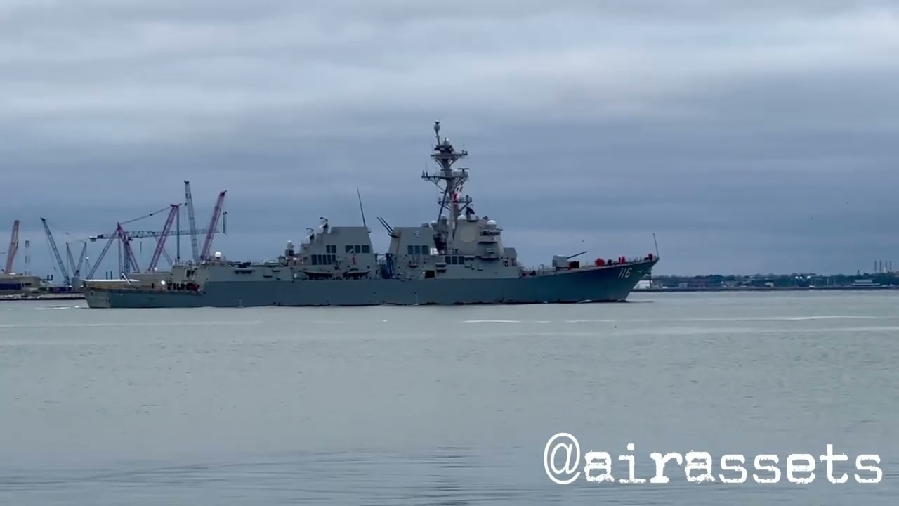 USS Thomas Hudner (DDG 116) Inbound - February 26, 2023 - Norfolk, Virginia