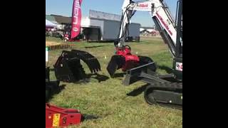 Oilquick demonstration excavator Profile
