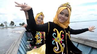 Tarian Dayak Kreasi Anak2 desa pela