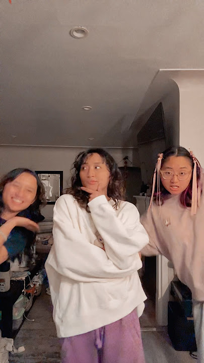 Nani ga suki??! #aiscream #triplets #trend #tiktok