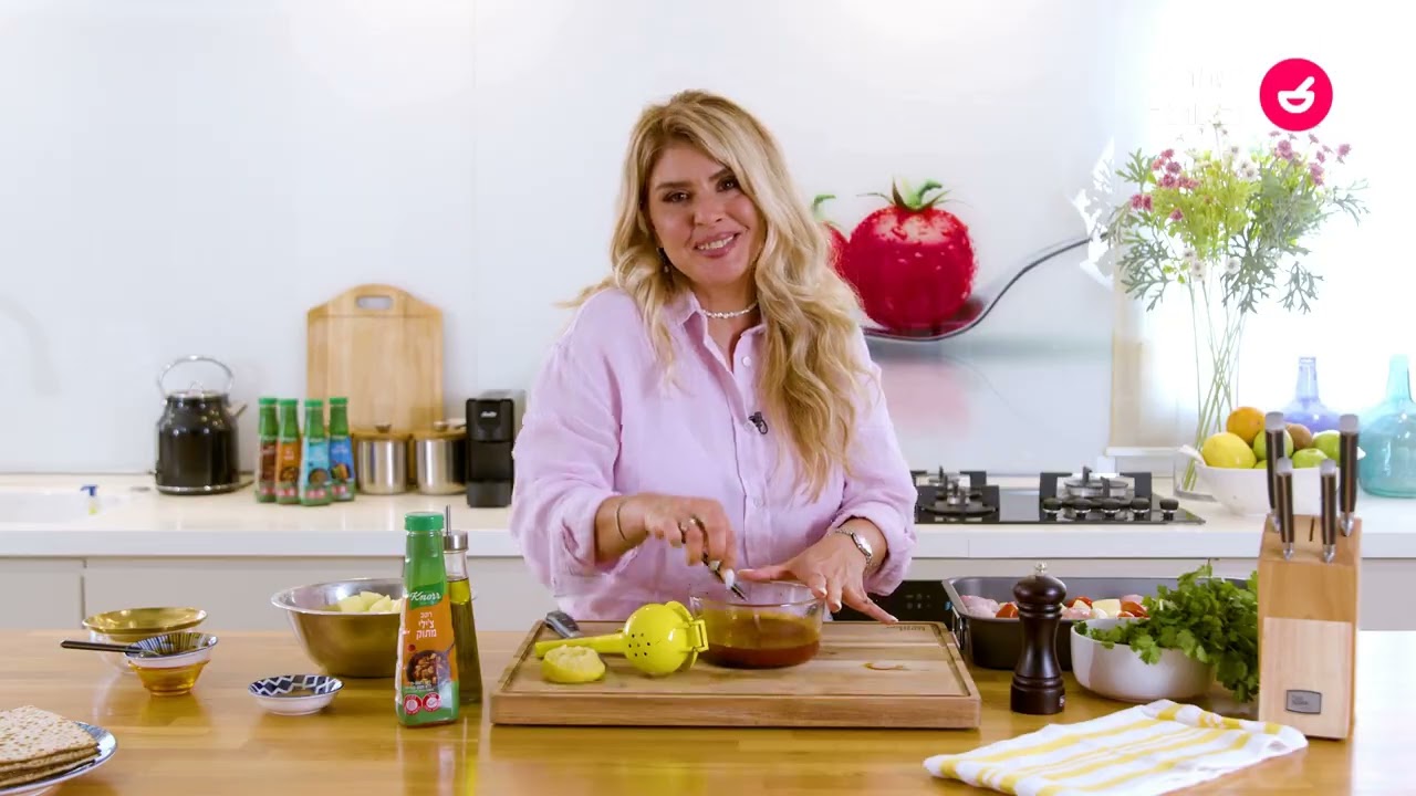 ענת אלישע עושה פסח - פרק 2: פרגיות ואורז בסיר אחד,עוף בתנור,נתח רוסטביף וגלילת תמרים | ערוץ האוכל