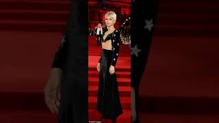 Zendaya flashes underboob at The Fashion Awards 2017 '‍