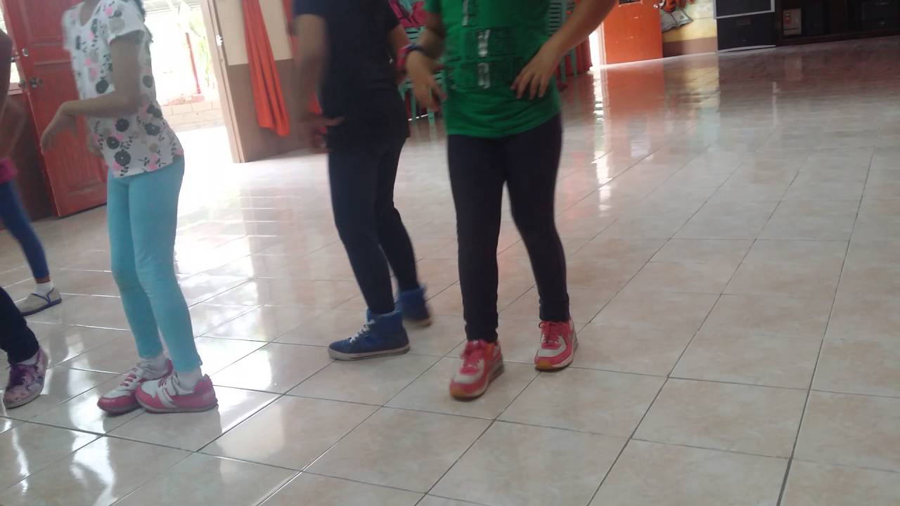 Kids try samba basic forward and backward and samba walk