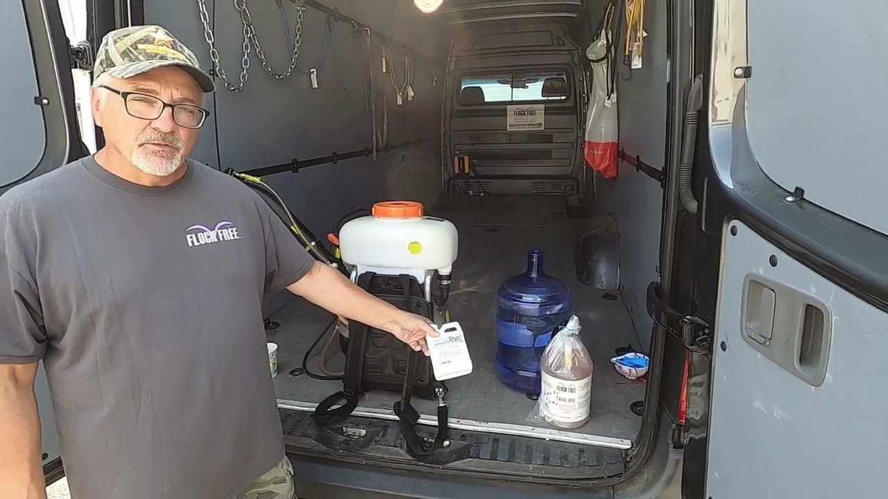 How to spray Flock Free Tank Mix for geese control