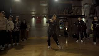 Like 90's R&B - Choreography by Tia & Kamin