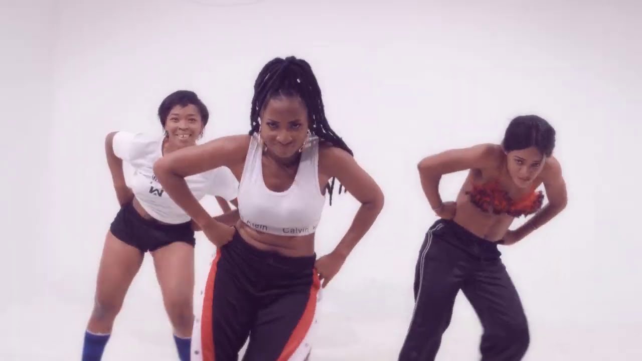 Ewube   Compliqu Official Dance Video