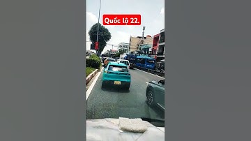 Quốc lộ 22 khu vực ngã tư An Sương hướng đi Hóc Môn.