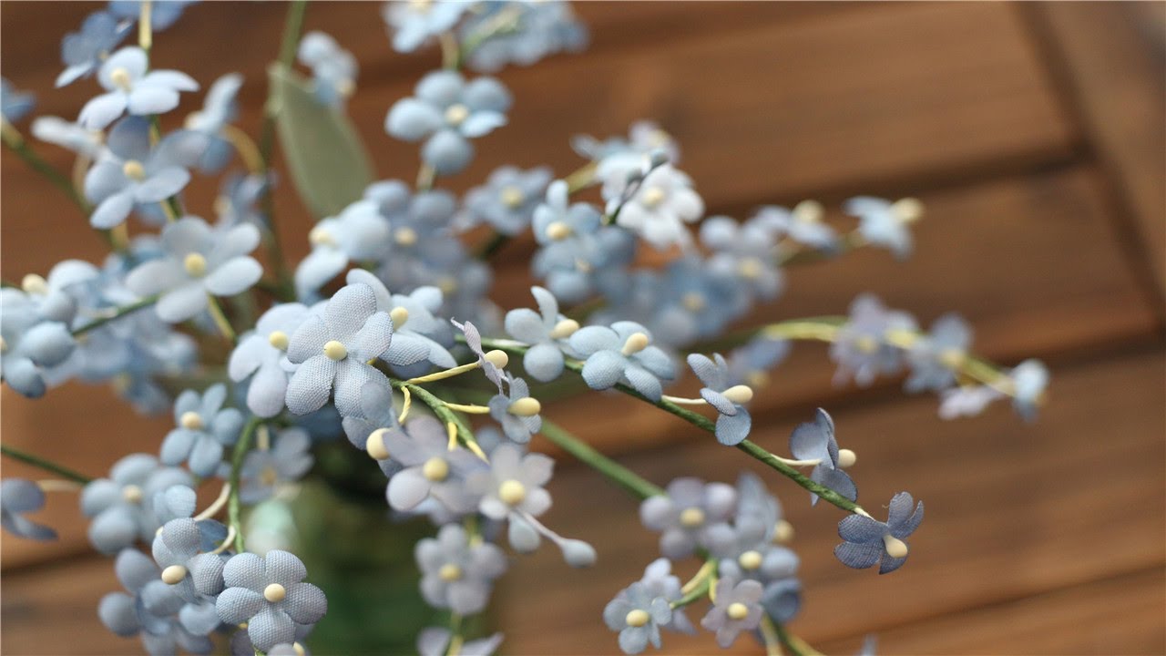 【手工烫花】三分钟学会制作勿忘我花束，装饰小卧室！[Hand-punching] Learn to make a forget-me-not bouquet in three minutes