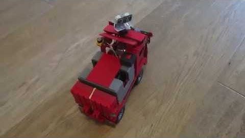 Obstacle avoiding truck Fischertechnik Arduino