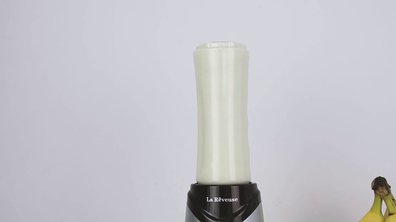 La Reveuse Personal Blender, shake and go