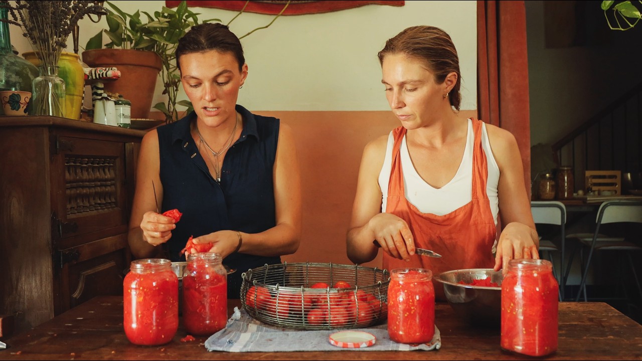 Conserva de tomate, higos y maíz para TODO EL AÑO y una camada de conejitos - Septiembre en la Finca