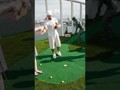 Видео: Игра в гольф с круизного лайнера