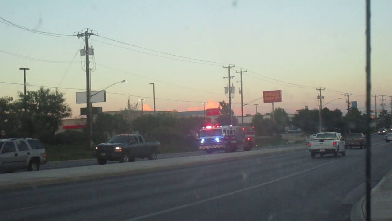 SAFD Engine 35 Responding - YouTube