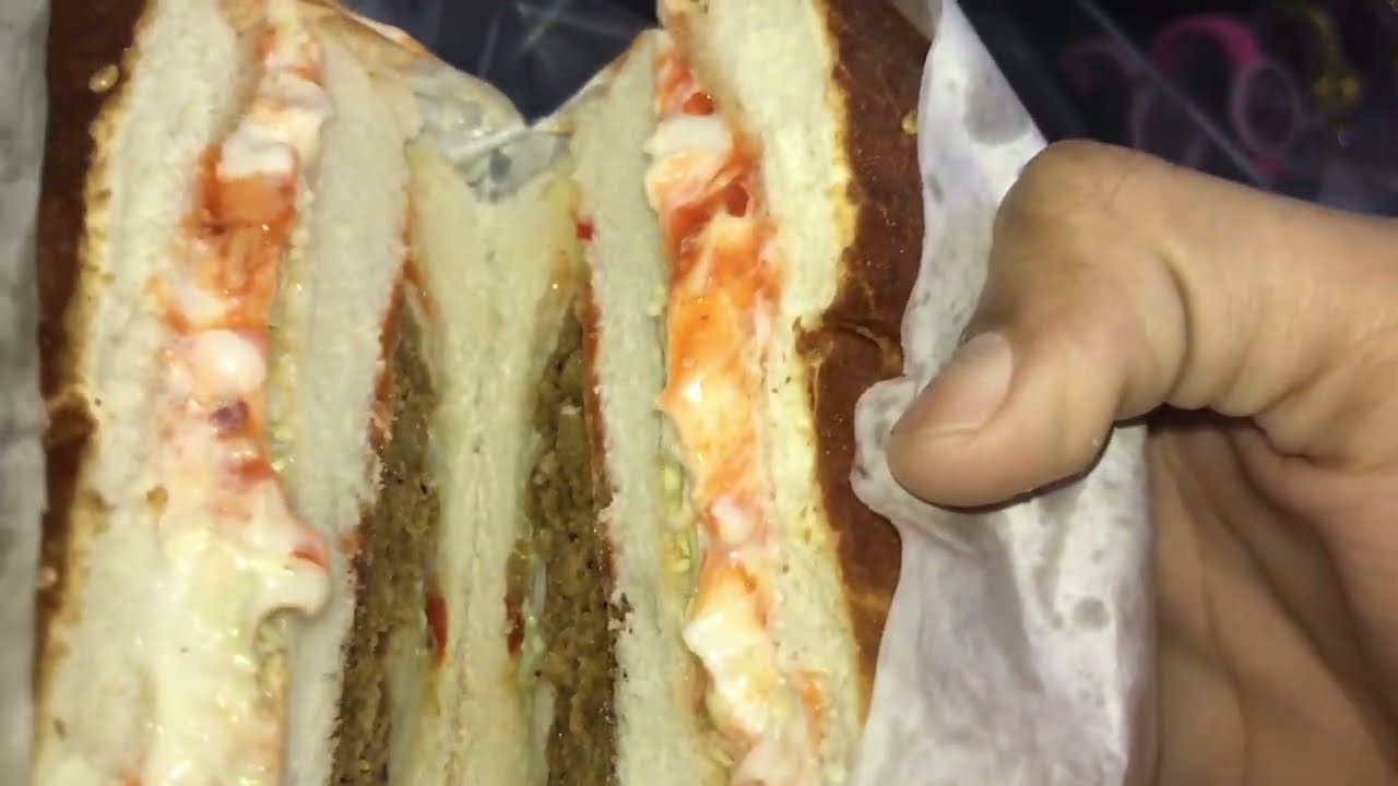 Burger - Street Food Karachi Pakistan - HK Food World! 🌎