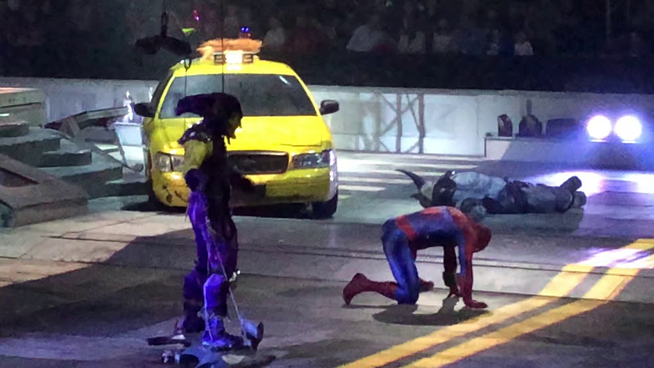 Marvel Universe LIVE SPIDER-MAN SEQUENCE