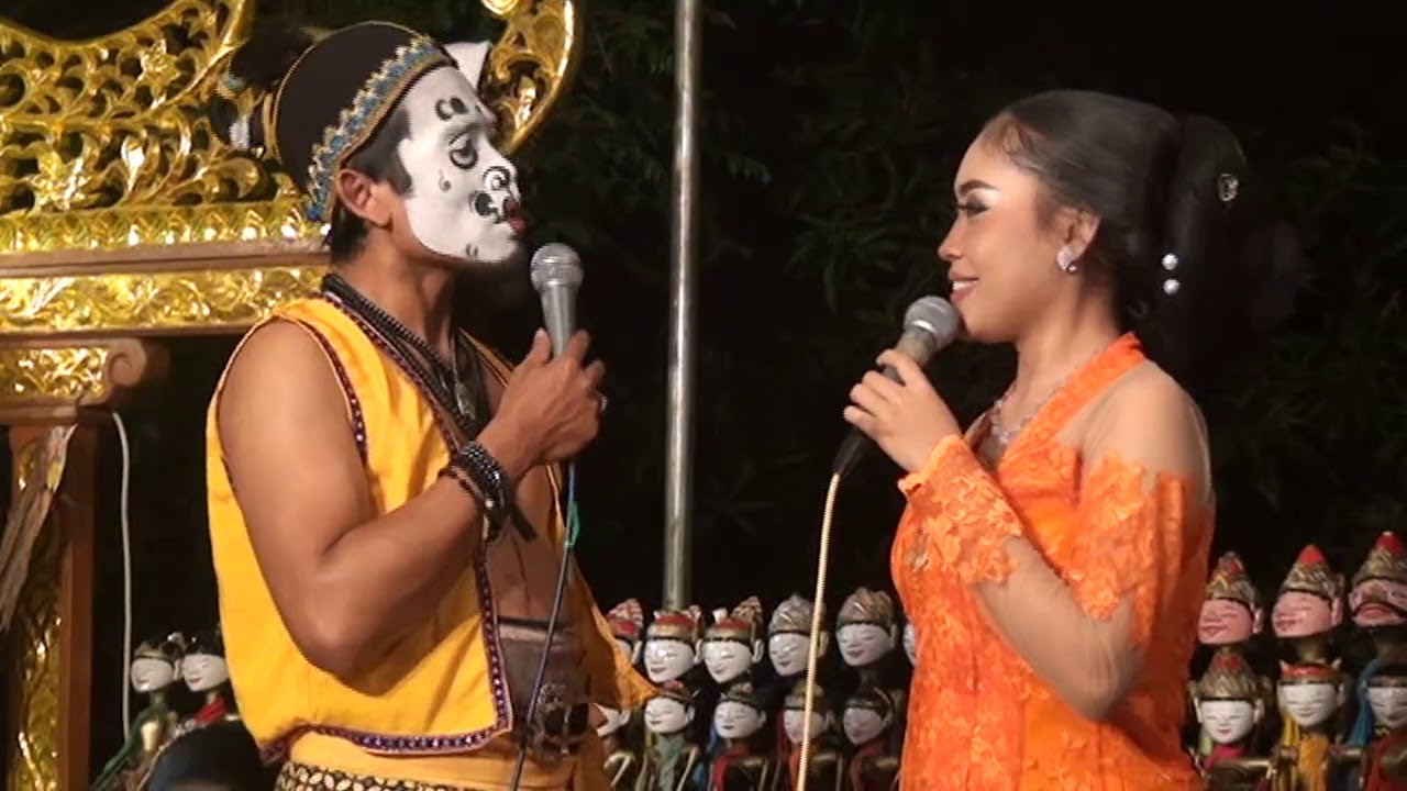 Campur sari Gareng dan sinden.. bikin perut mules.. ngakak habis