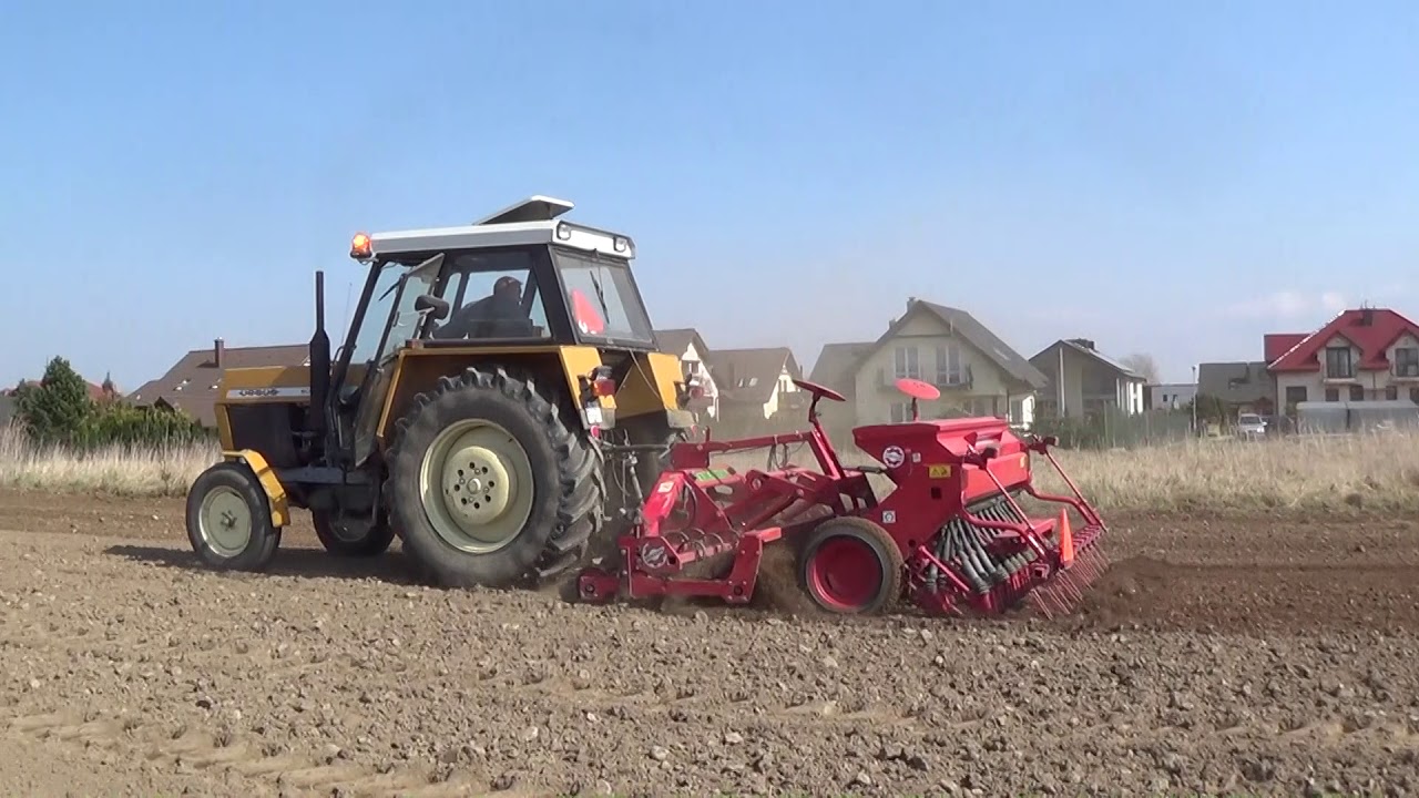 Sianie jęczmienia Ursusem 902 Agregat Famarol