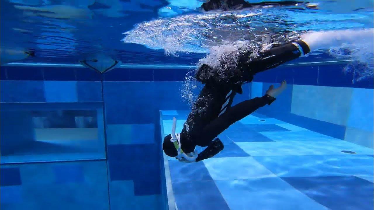 씰부스터타고 딥스테이션에서 펀다이빙! ( Free diving on a seal booster) YouTube