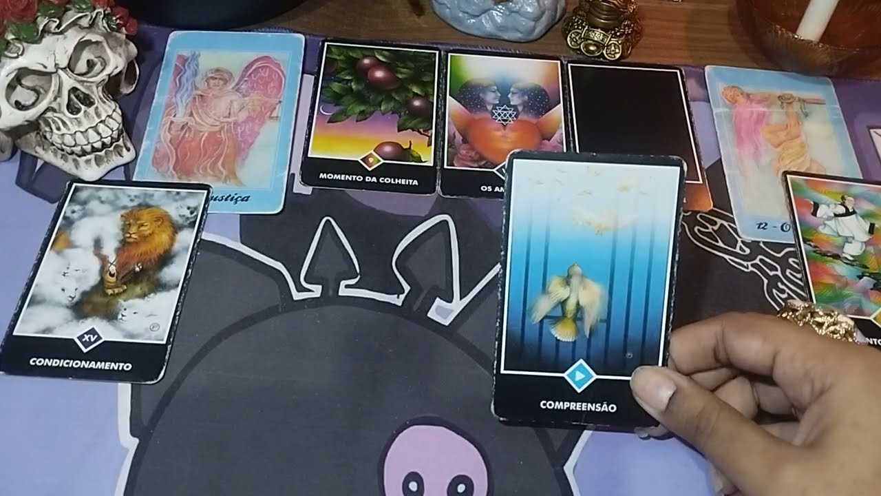 A pessoa está escassa depois do que te fez! 🤔 #cartomancia #tarot #amor 