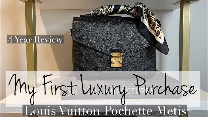 What's in my bag! Louis Vuitton Pochette Métis Tourterelle (Turtledove) -  review and how I got it! 