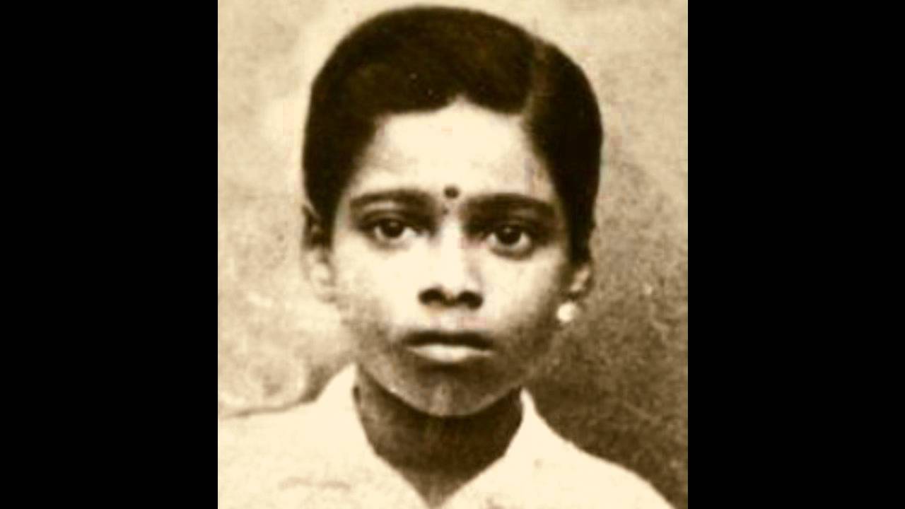 Who Am I 11 An Episode From The Life History Of Sri Ganapathy Sachchidananda Swamiji Youtube who am i 11 an episode from the life history of sri ganapathy sachchidananda swamiji