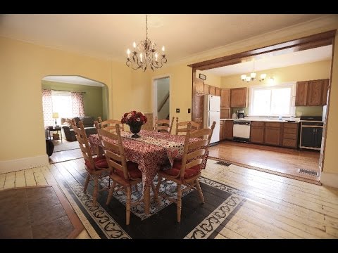 Howard Ohio | 24207 Coshocton Rd - Darling Century Home