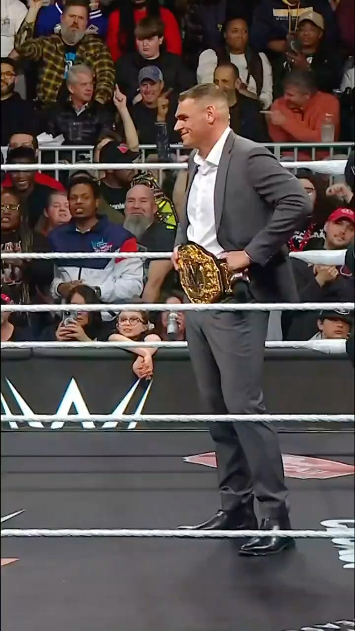 Sorry Logan Paul, what were you saying? ?? #RawOnNetflix #WWERaw