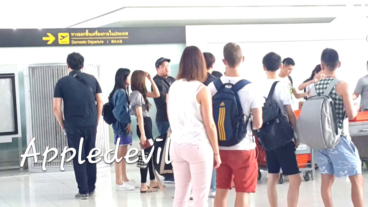 [171127] Blackpink @suvanabhum airport