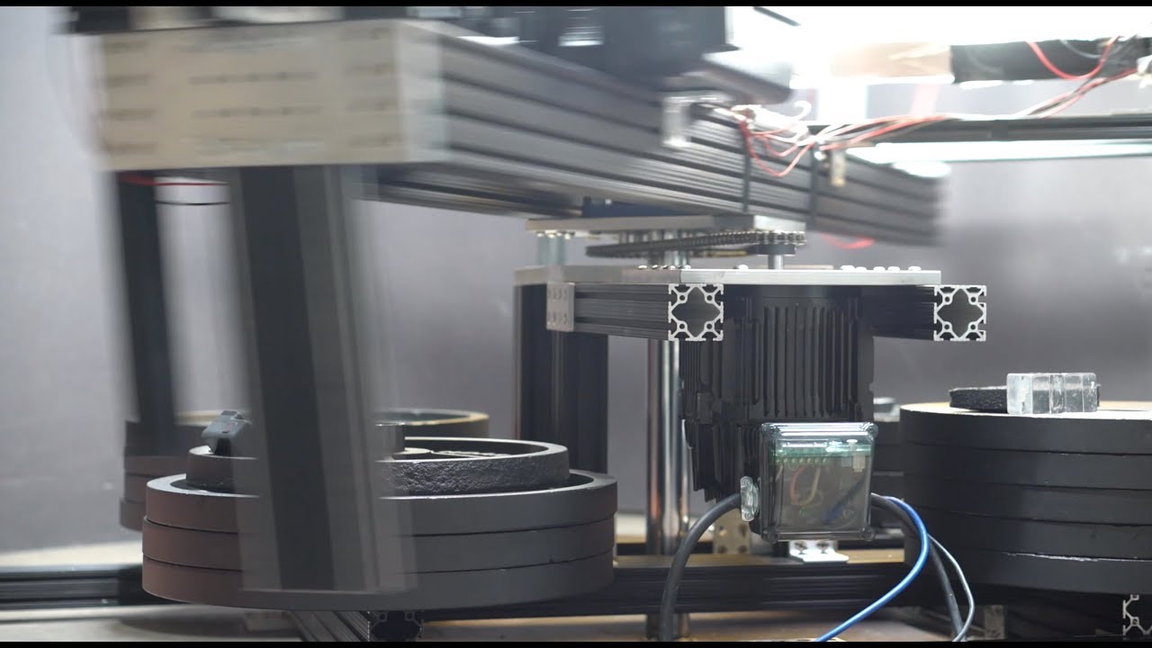 32MPH Phantom Camera Spin Rig! - YouTube