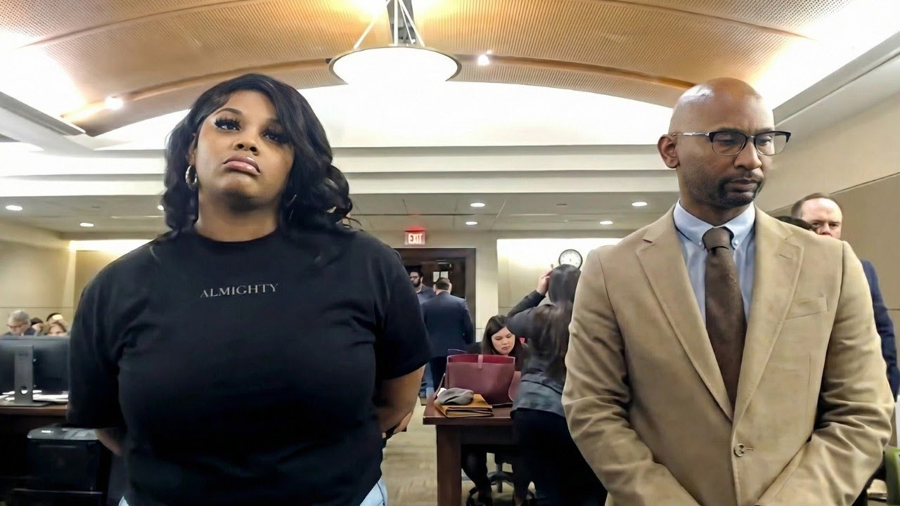 "Poor" Mom Wearing GOLD Grills Shocks Judge