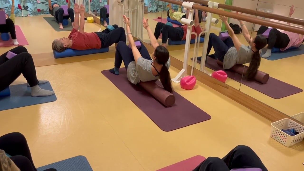 ヨガ/ピラティス YOGA & PILATES | 西荻窪で初心者向けのヨガ