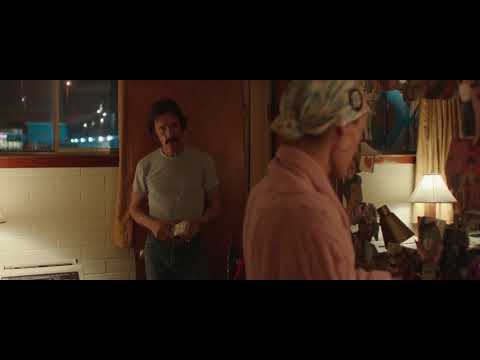 Abrazo entre Ron y Rayon (El club de los Desahuciados)