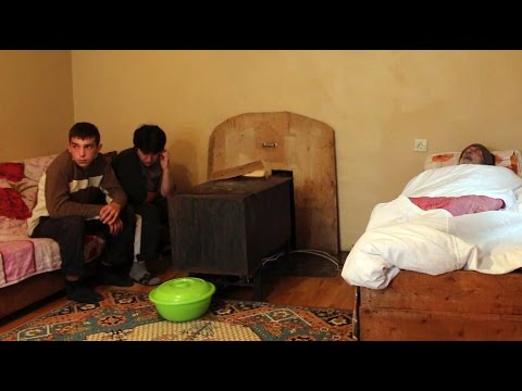 საწოლს მიჯაჭვულები და სახელმწიფო