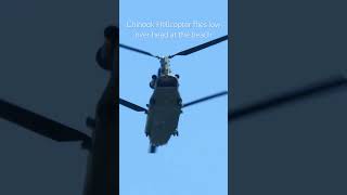 Chinook Helicopter flies close overhead at the beach #helicopter #militaryaircraft #shorts #chinook